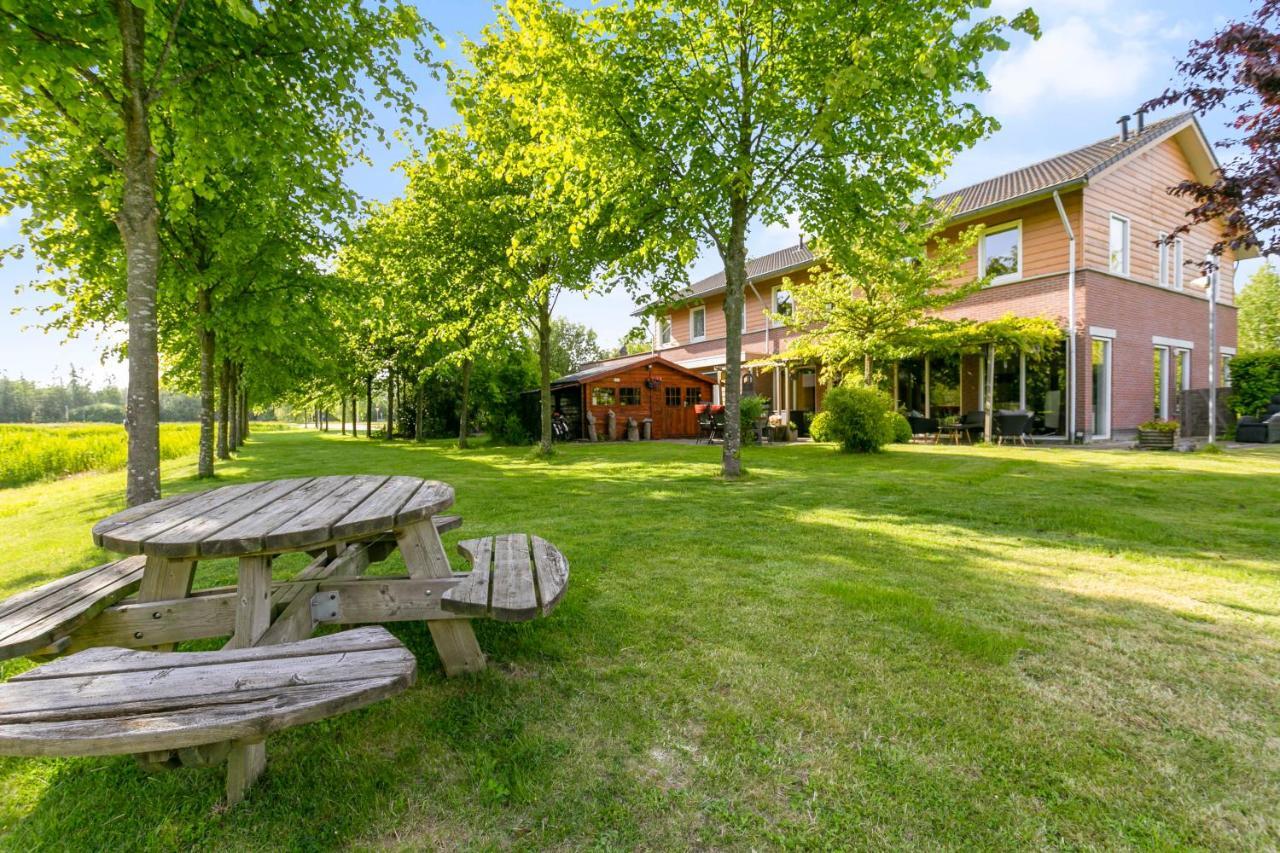 Huis Van Steen Лелистад Экстерьер фото